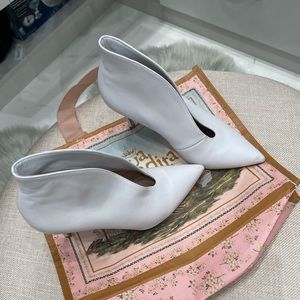 White vamp gianvitto Rossi booties worn once.